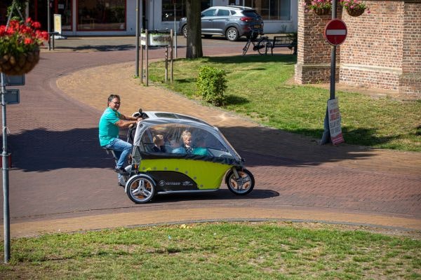 achteruit fietsen met GoCab fietstaxi achteruit fietsen met GoCab fietstaxi